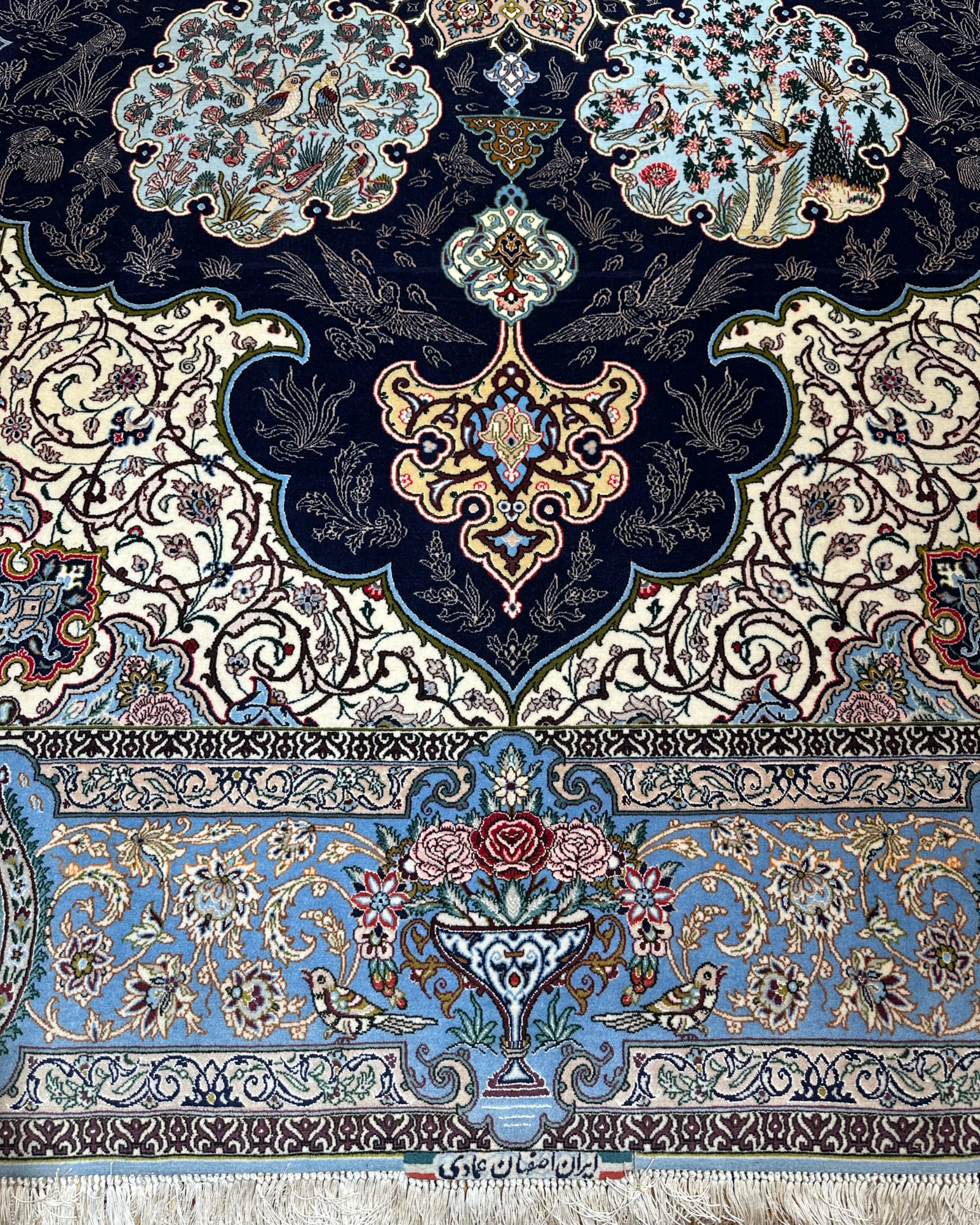 Isfahan Tree & Bird Medallion, Isfahan persian rug, in navy blue, Silk & Wool, 213x305 cm, Nasim Carpets Malaysia — view 3