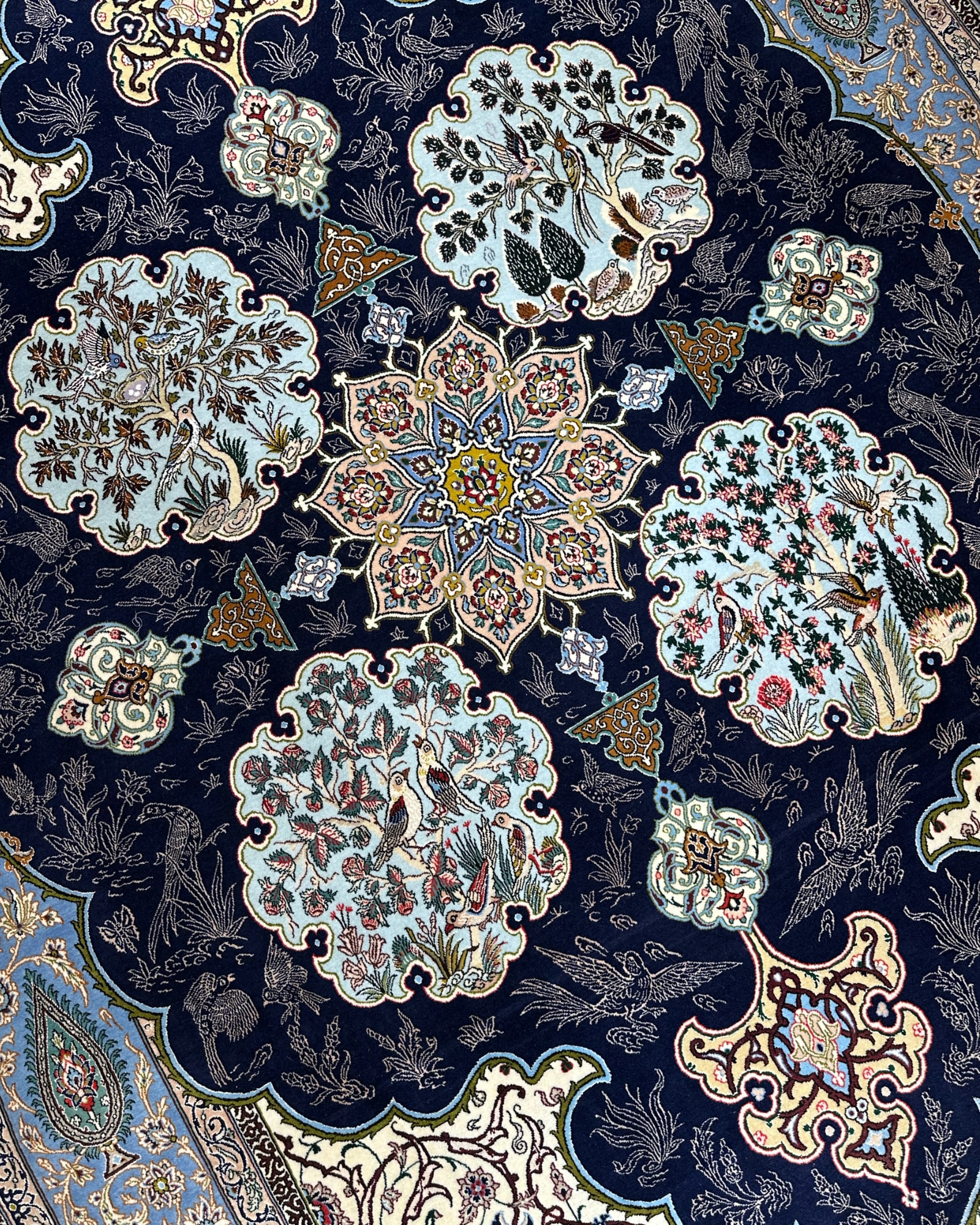 Isfahan Tree & Bird Medallion, Isfahan persian rug, in navy blue, Silk & Wool, 213x305 cm, Nasim Carpets Malaysia — view 2