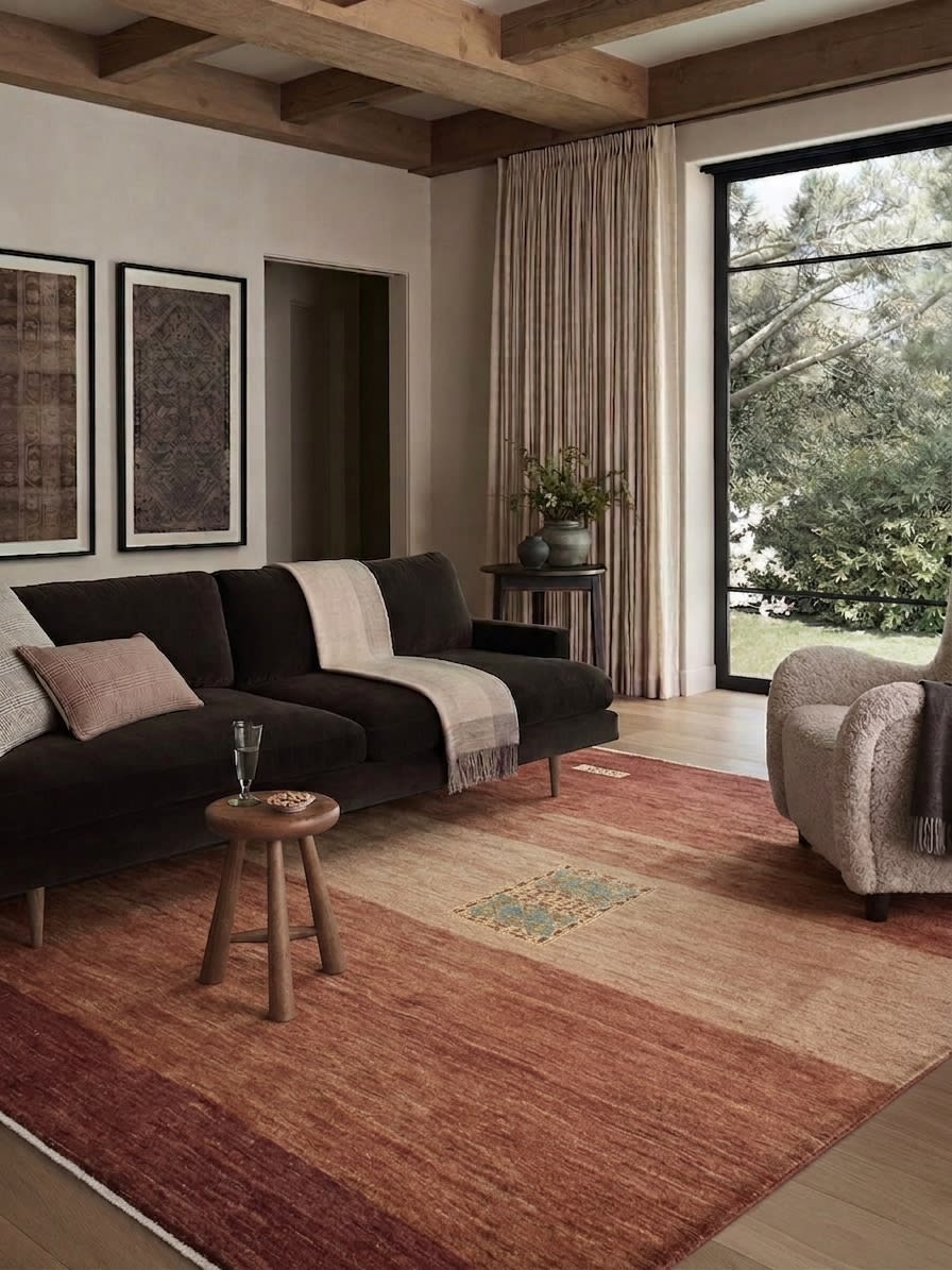 Gabbeh Minimalist Medallion Rust, Fars Province, Iran modern rug, in terracotta rust, Wool, 244x317 cm, Nasim Carpets Malaysia — view 2