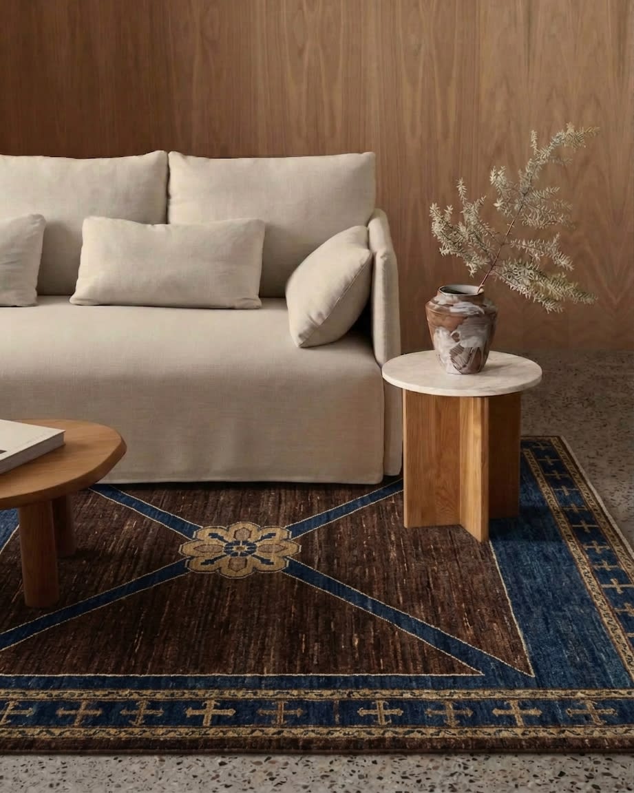 Gabbeh Medallion Brown, Shiraz, Iran modern rug, in chocolate brown, Wool, 125x198 cm, Nasim Carpets Malaysia — view 2