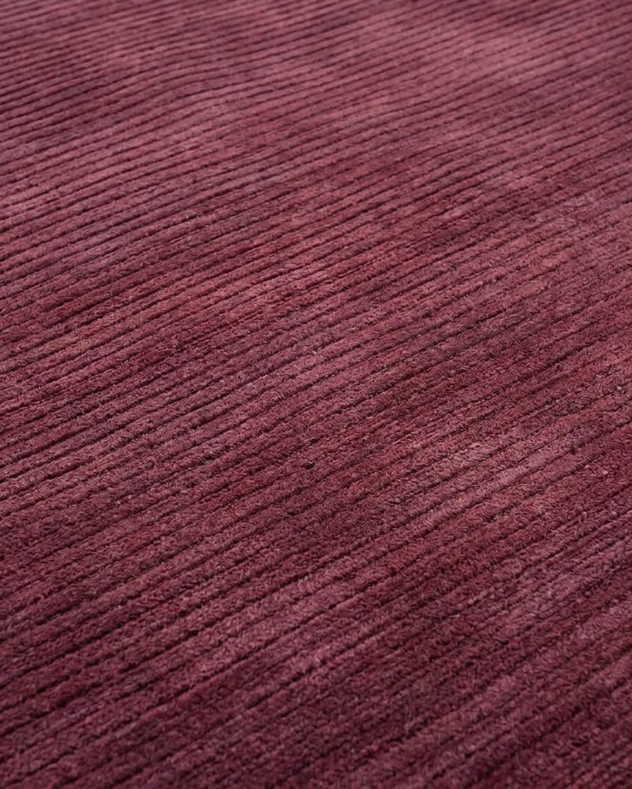 Nepal Ribbed Plain Burgundy, Kathmandu, Nepal modern rug, in burgundy, Wool, 155x216 cm, Nasim Carpets Malaysia — view 3