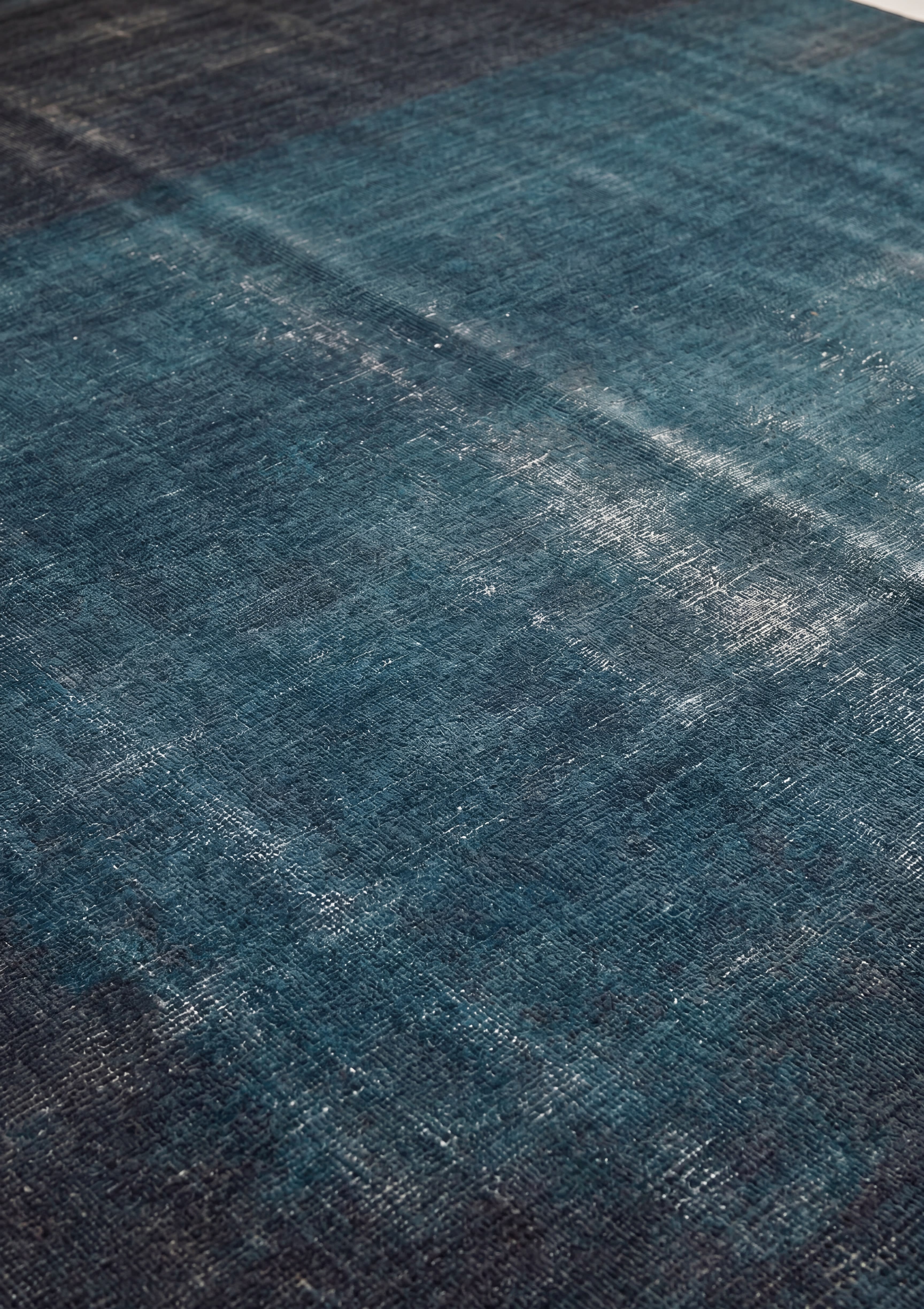 Modern Solid Teal, India modern rug, in teal blue, Silk and Wool, 250x335 cm, Nasim Carpets Malaysia — view 3