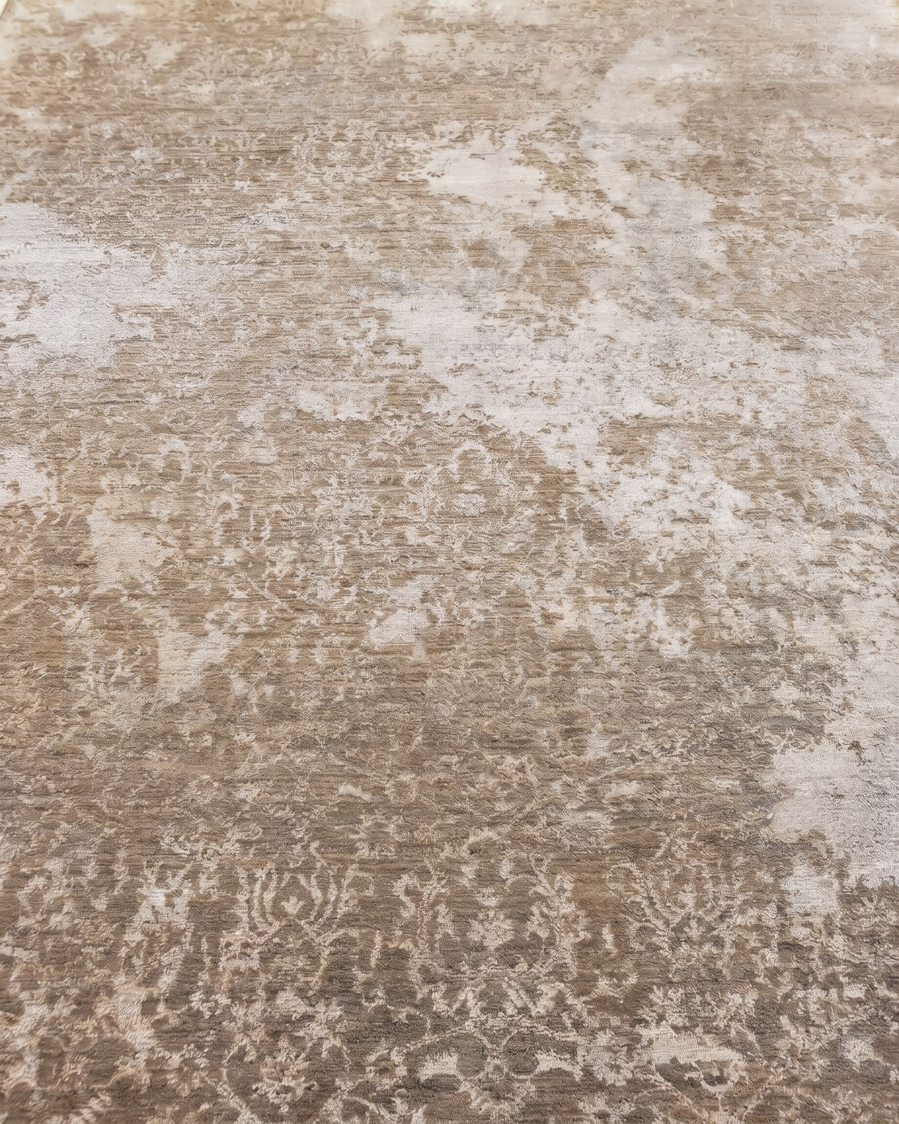 Jaipur Erased Floral Taupe, Jaipur, India modern rug, in taupe, Silk and Wool, 244x305 cm, Nasim Carpets Malaysia — view 3