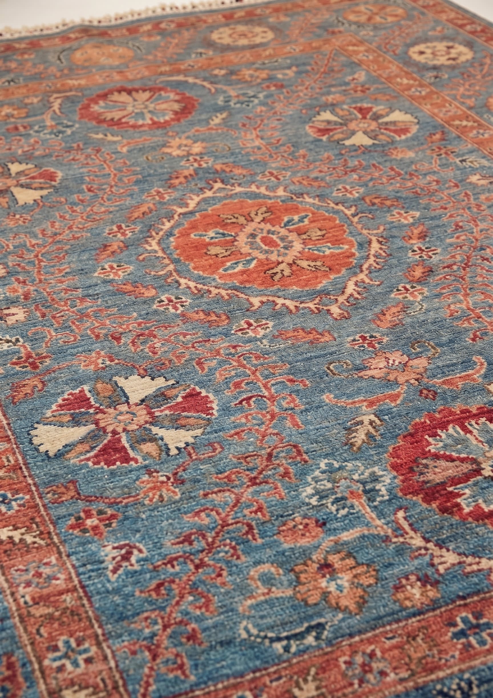 Mamluk Vase Floral Slate Blue, Peshawar, Pakistan (Chobi / Afghan-Mamluk tradition) tribal rug, in slate blue, Wool, 152x213 cm, Nasim Carpets Malaysia — view 3