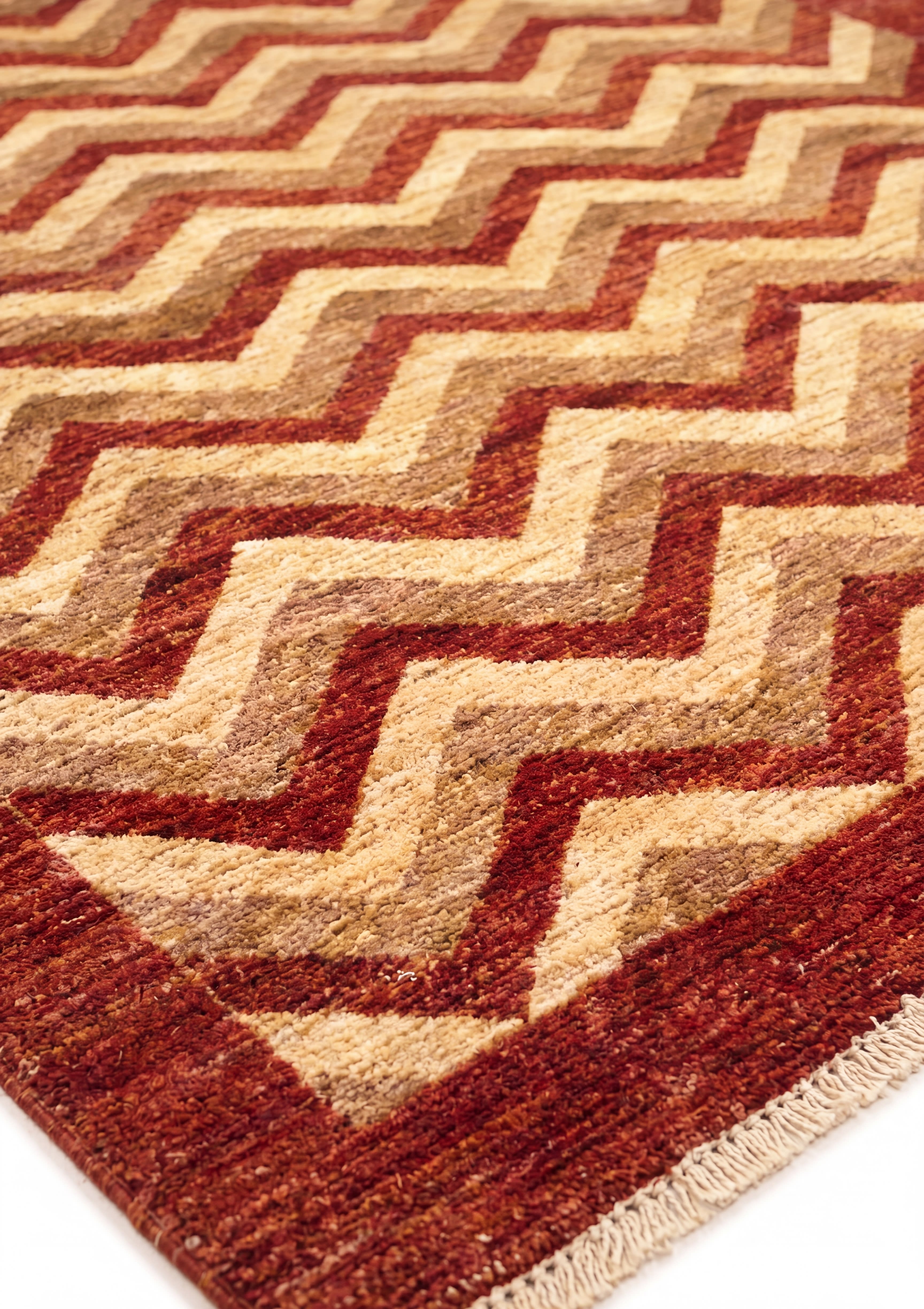 Gabbeh Chevron Wave Rust, Qashqai or Luri tribal region, Fars Province, Iran modern rug, in madder rust, Wool, 183x244 cm, Nasim Carpets Malaysia — view 3