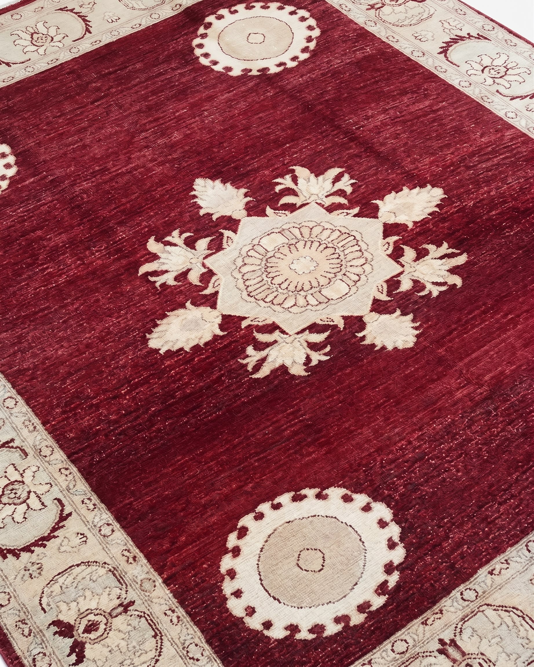 Pakistani Medallion Burgundy, Pakistan persian rug, in burgundy red, Wool, 238x323 cm, Nasim Carpets Malaysia — view 3