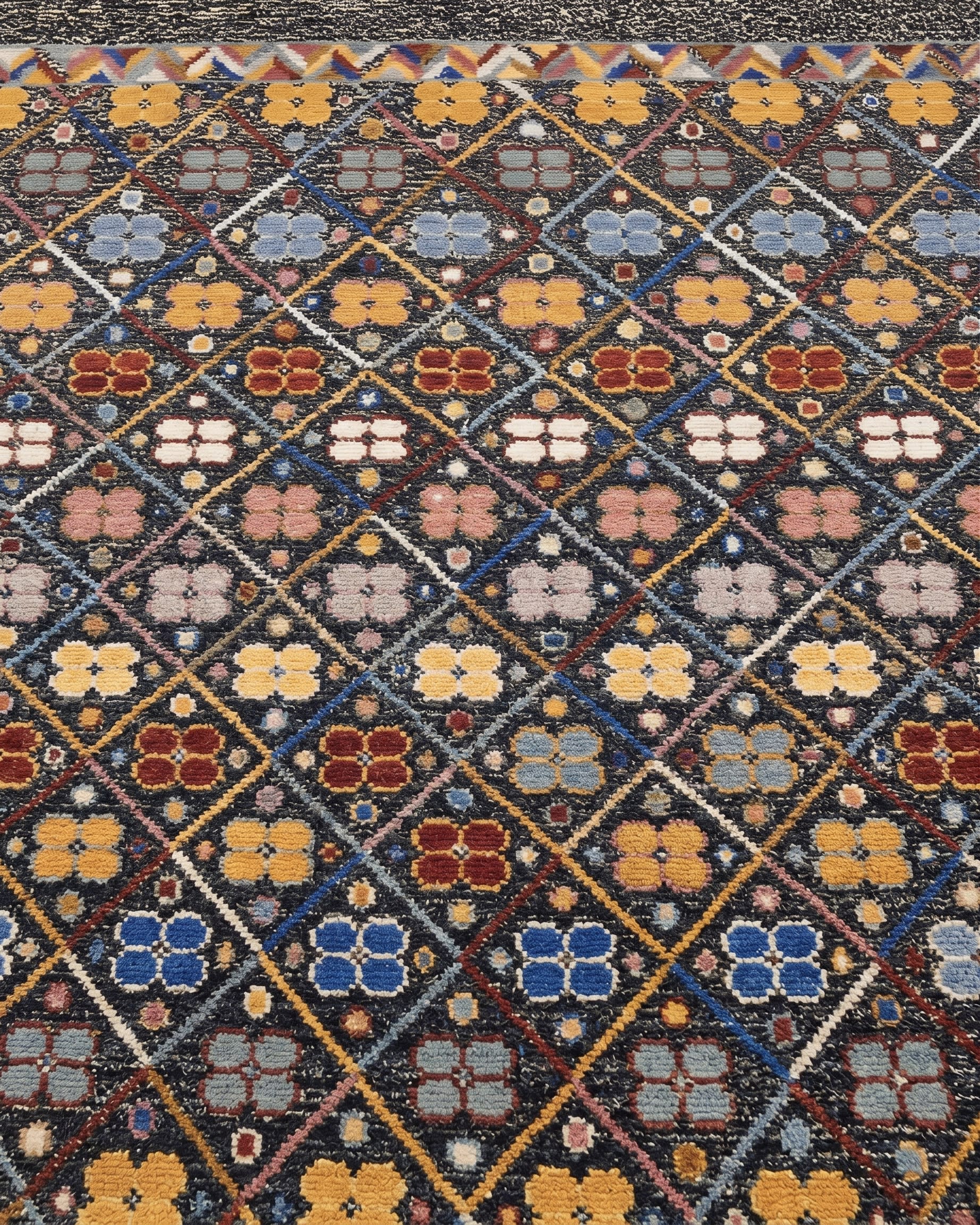 Moroccan Lattice Floral Multicolor, Morocco (Berber/Atlas region) modern rug, in charcoal black, Wool, 171x244, Nasim Carpets Malaysia — view 3