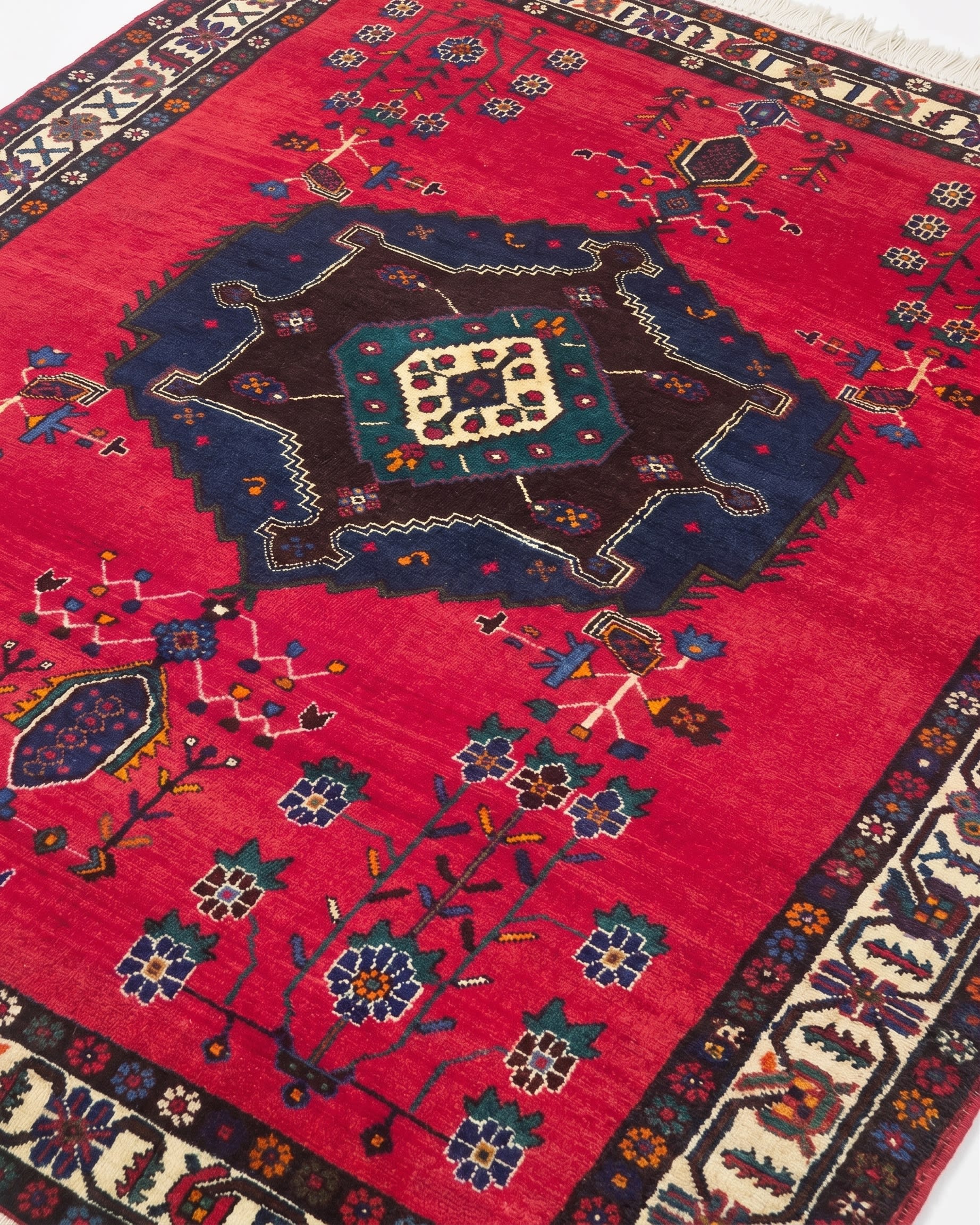 Luri Tribal Medallion Crimson, Luristan, Iran tribal rug, in crimson red, Wool, 152x213, Nasim Carpets Malaysia — view 3