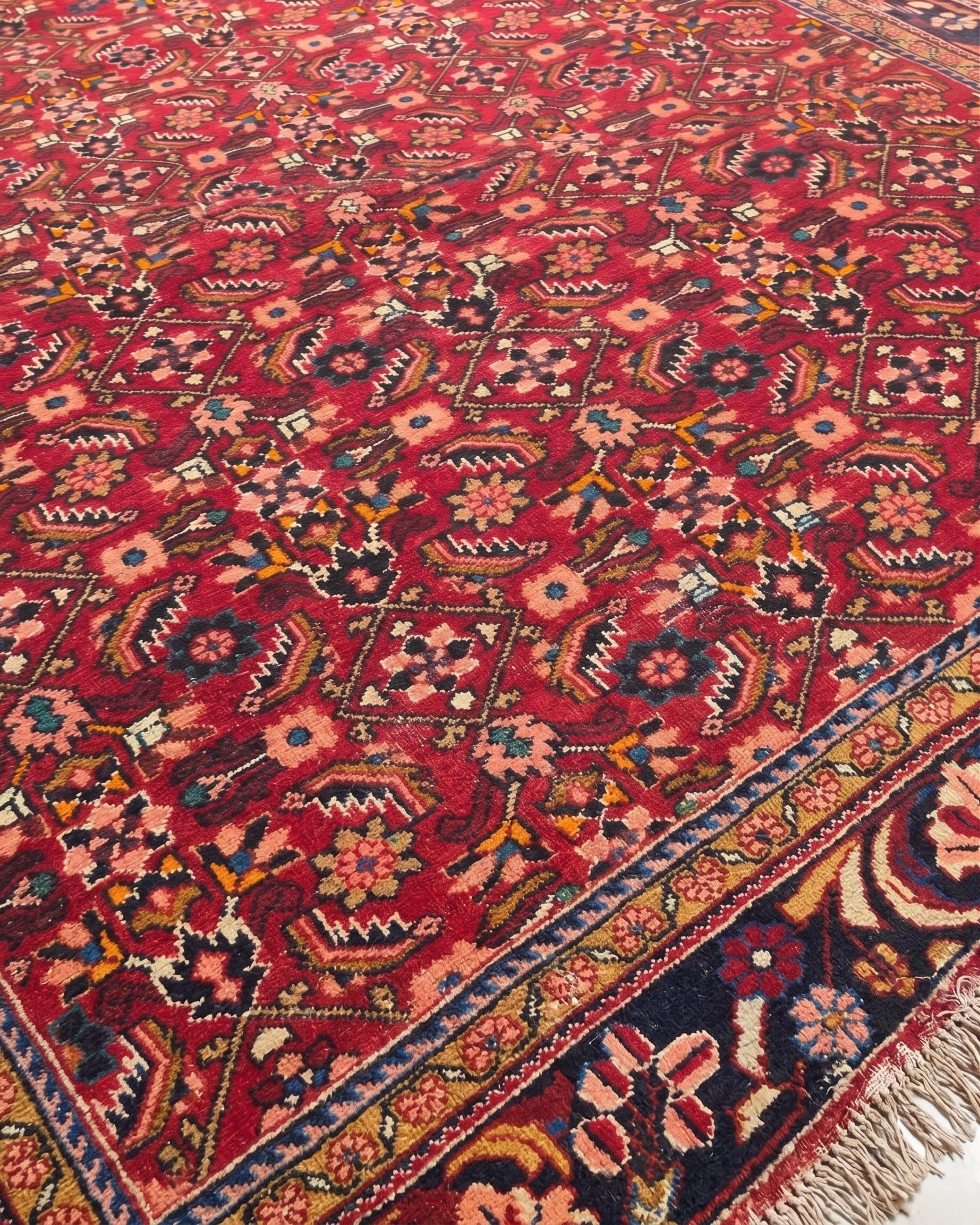 Mahal All-Over Crimson, Mahal, Arak Region, Iran tribal rug, in crimson red, Wool, 219x311, Nasim Carpets Malaysia — view 3
