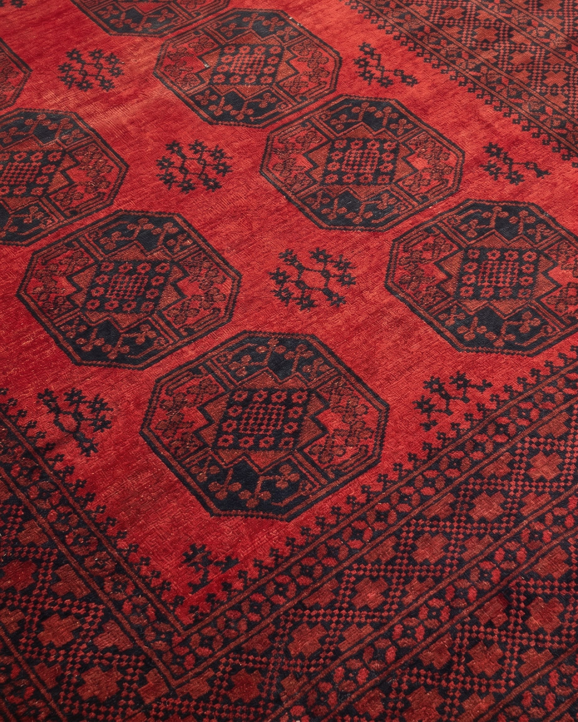 Afghan Ersari Gul Red, Ersari Turkmen, northern Afghanistan tribal rug, in madder red, Wool, 293x372, Nasim Carpets Malaysia — view 3