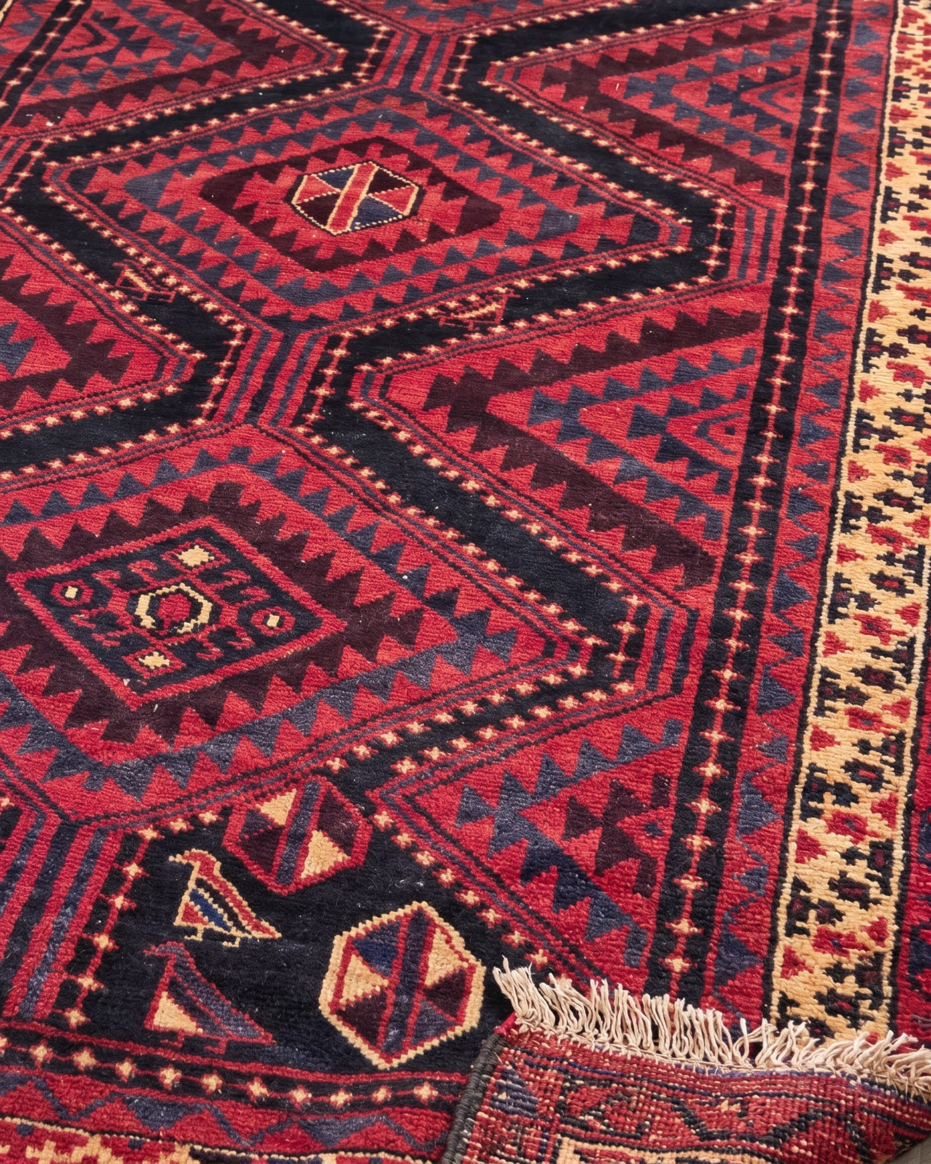 Baluch Geometric Medallion Crimson, Baluchistan, Afghanistan-Iran Border Region tribal rug, in crimson red, Wool, 162x253, Nasim Carpets Malaysia — view 3