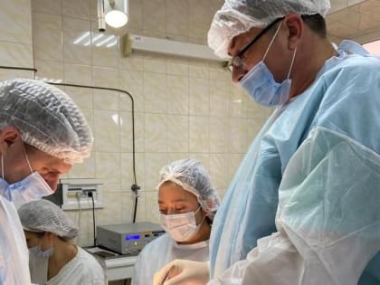 Донские хирурги спасли ребенка: мальчик повредил лицо бензопилой