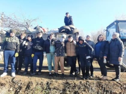 Экологическая акция в Задоно: жители сделали поселок чище