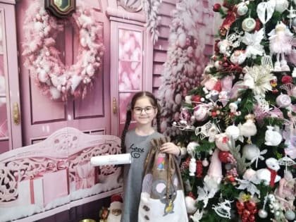 Семилетняя волгодончанка завоевала Гран-при конкурса «Школа маленьких пианистов»