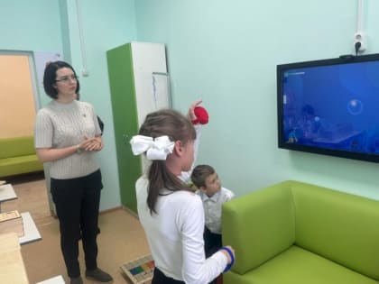 Депутат «Единой России» Анна Касьяненко провела мониторинг благоустроенных учреждений медицины и образования