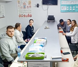 praktychnyi maister klas estetychna funktsionalna restavratsiia zubiv kyiv (5)