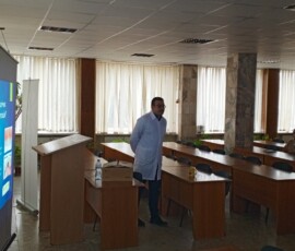 Практичний майстер клас з основ стоматологічної імплантації в Ужгороді (10)