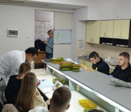 Практичний майстер клас з основ стоматологічної імплантації в Ужгороді (14)