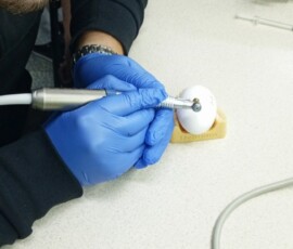 Практичний майстер клас з основ стоматологічної імплантації в Ужгороді (35)