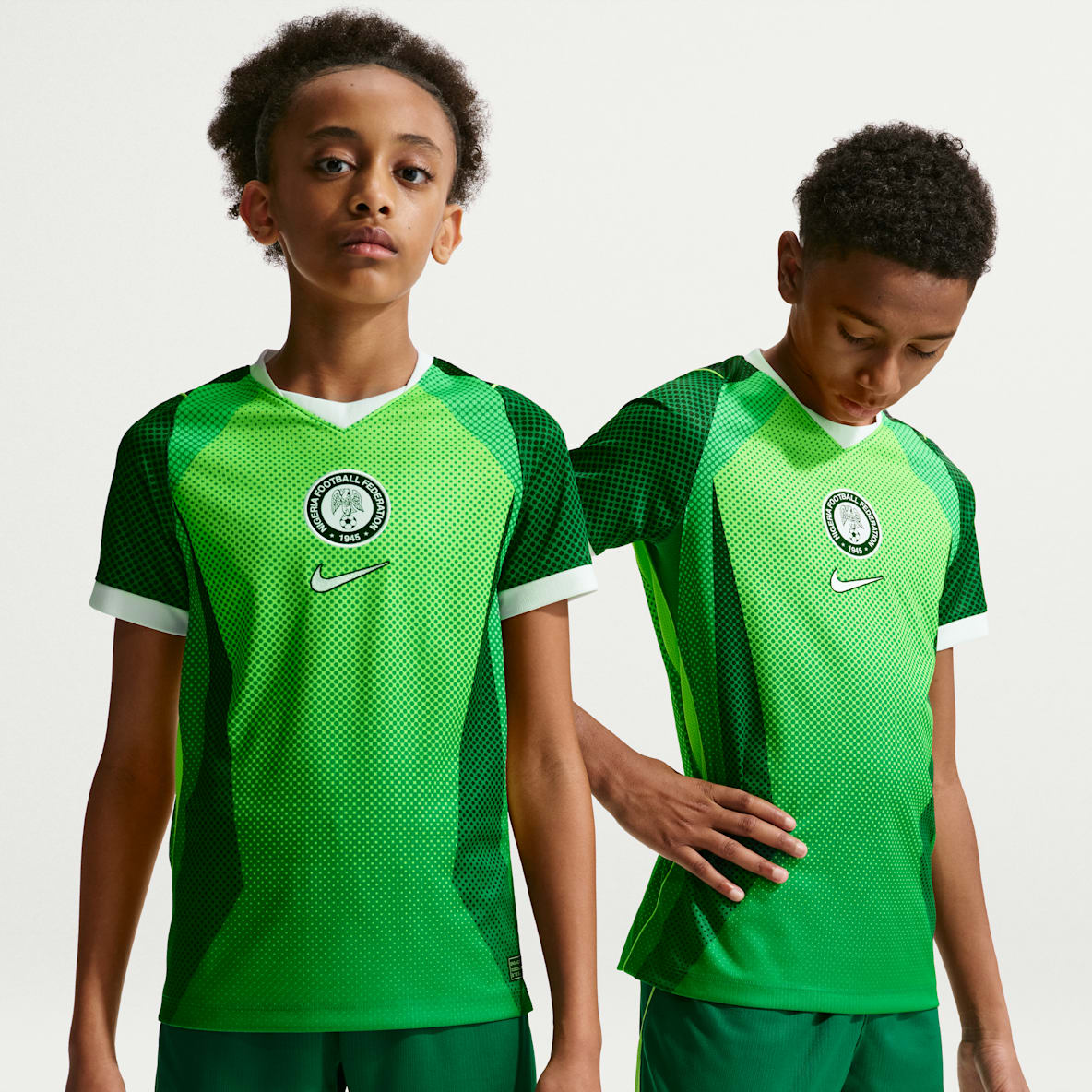Older kids’ Nike Dri-FIT Football Short Sleeve Shirt