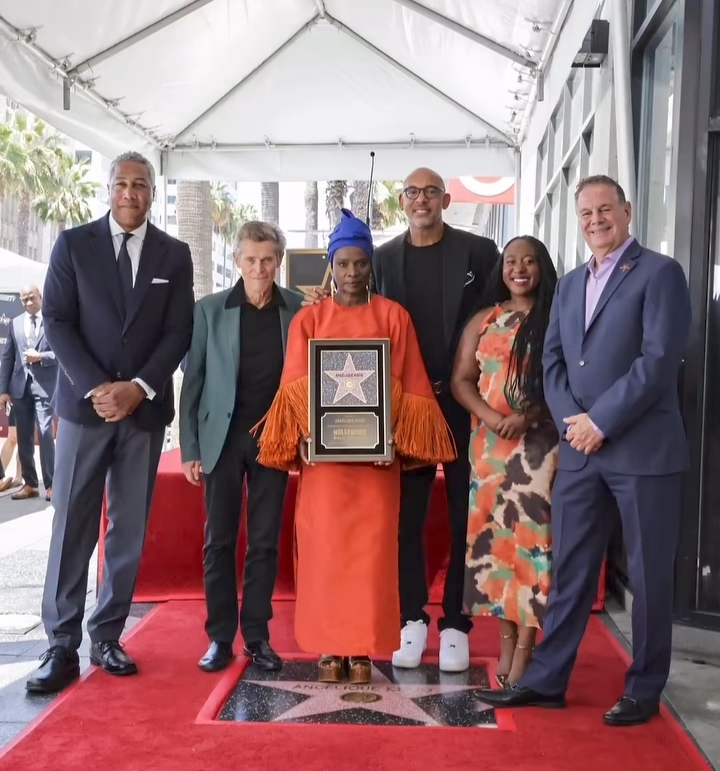 Angelique Kidjo with the Star