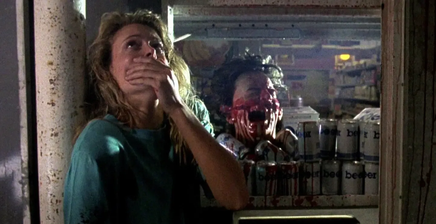 Imagen de la película Intruder, dirigida por Scott Spiegel en 1989.