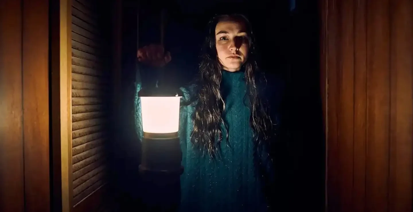 Imagen de la película You'll never find me, dirigida por Josiah Allen, Indianna Bell en 2023.