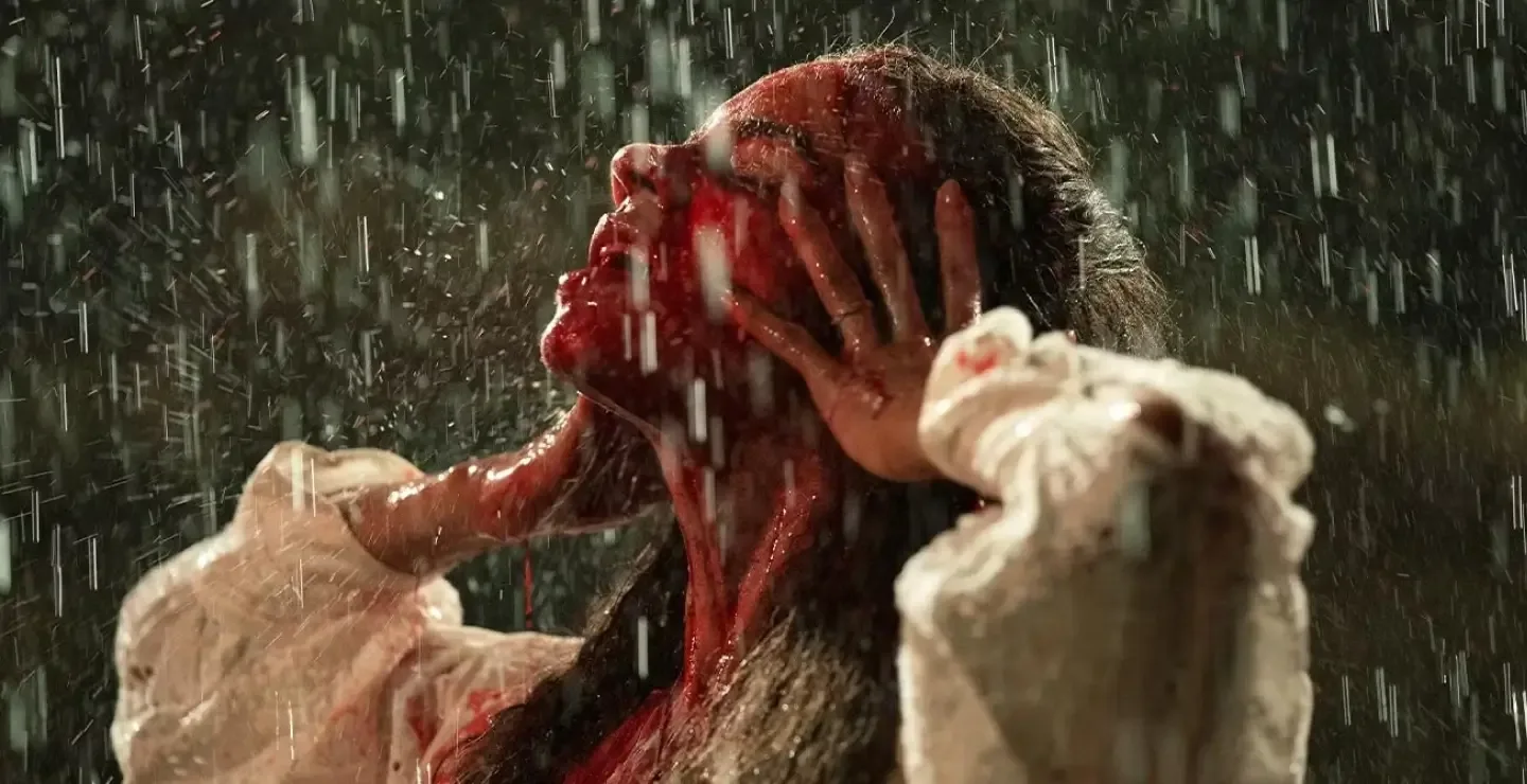 Imagen de la película Unwelcome, dirigida por Jon Wright en 2022.