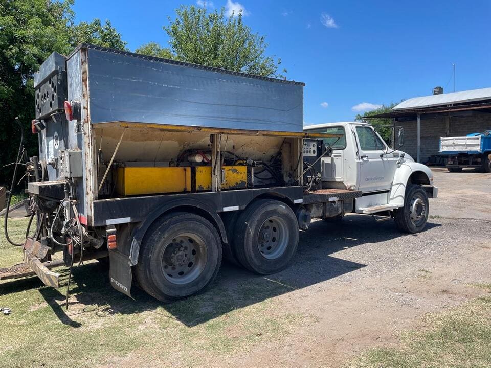 Equipo Termico Fracchia para asfalto (frÍo/caliente) - Carrocería en Córdoba - HNOS. MACHADO
