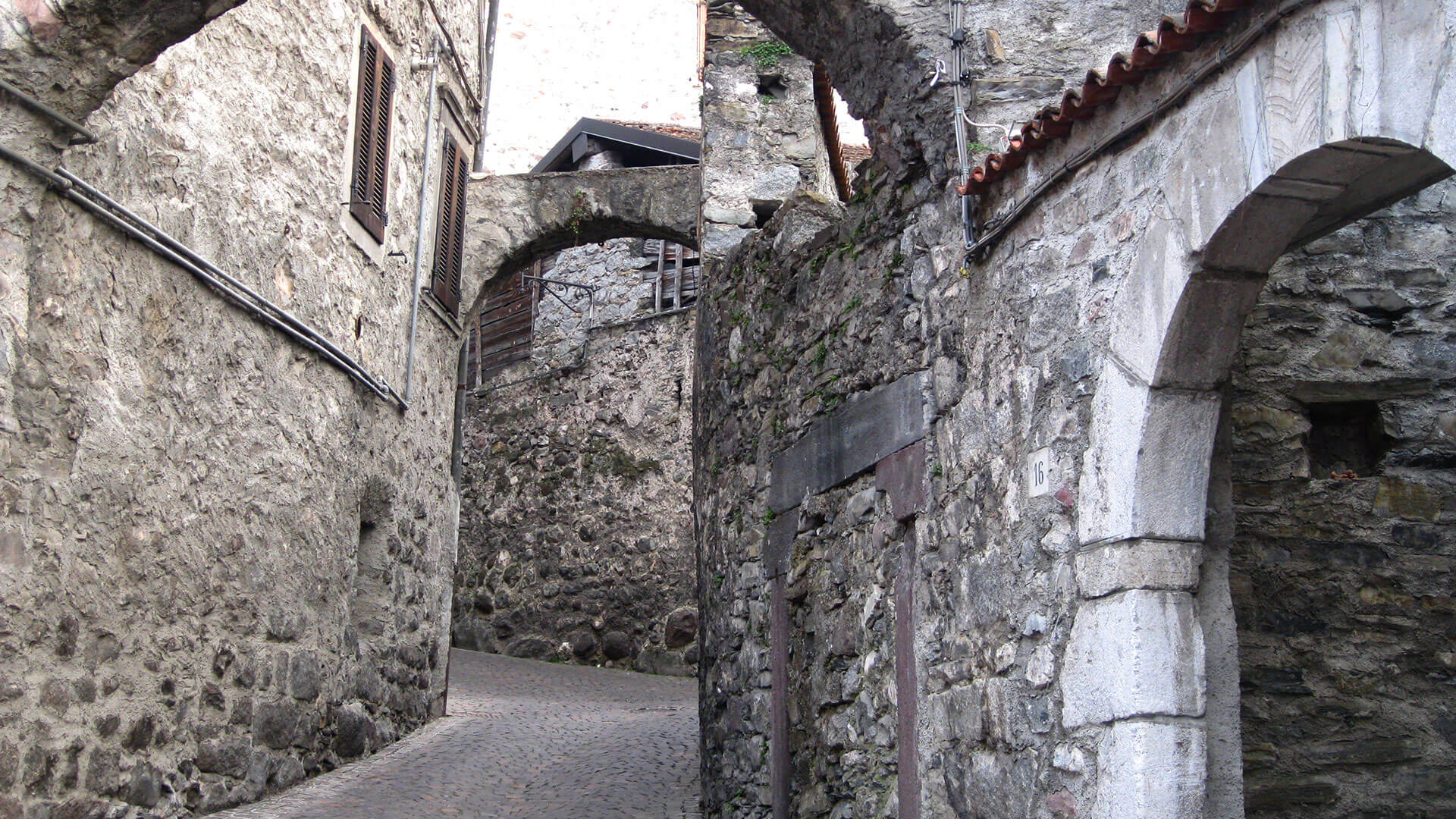 Visite guidée de Bienno et de la vallée des maillets | Guide Sirmione