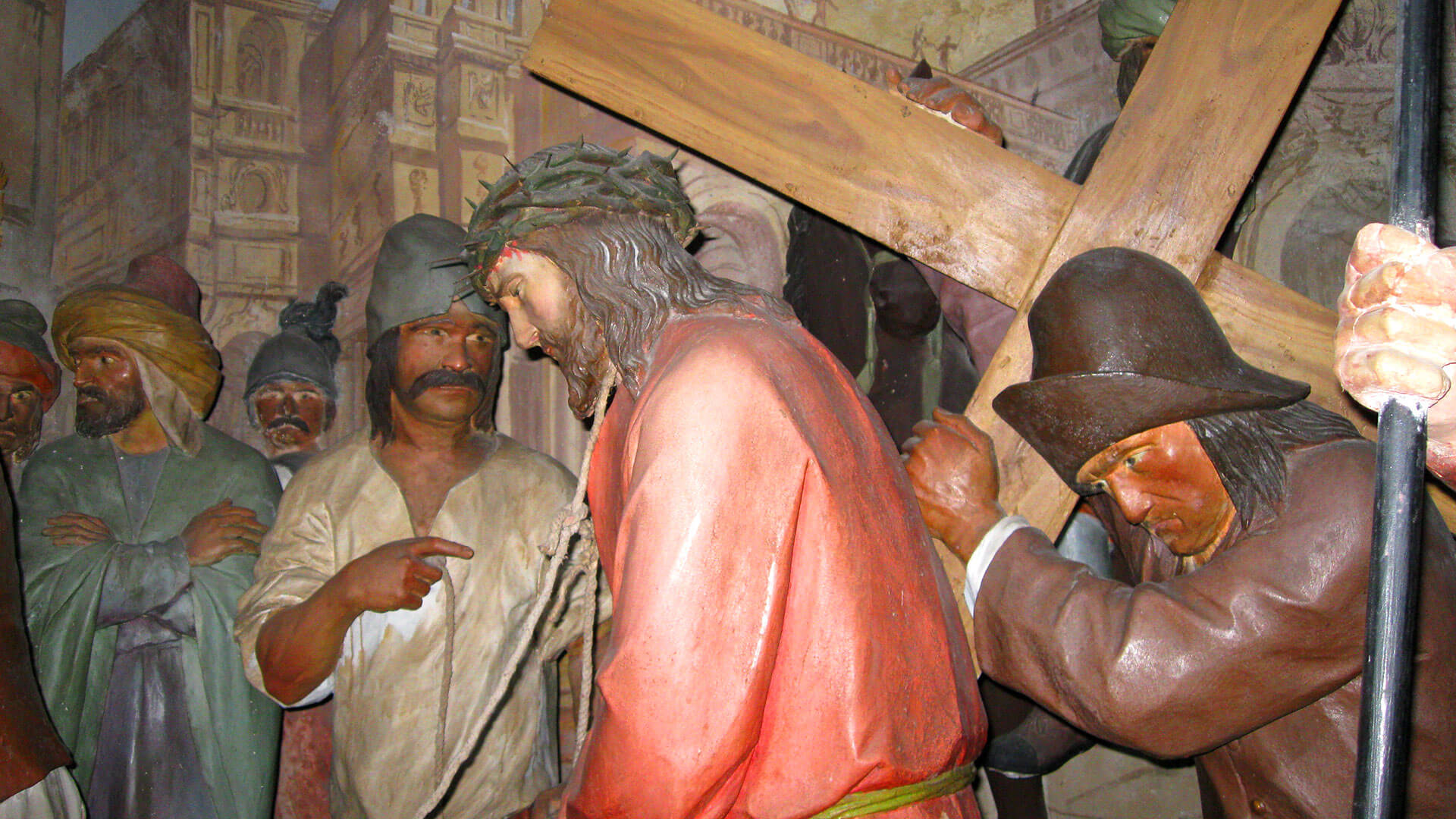 Visite guidée du Chemin de Croix de Cerveno | Guide Sirmione