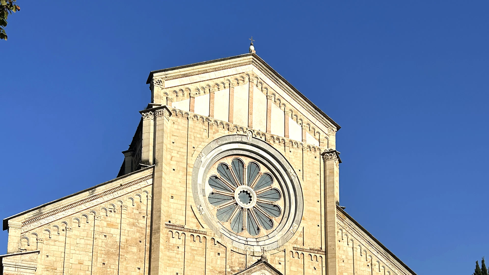 Tour guidato di Verona con Basilica di San Zeno | Guide Sirmione