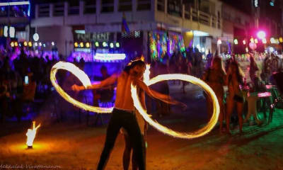 Haad Rin beach night