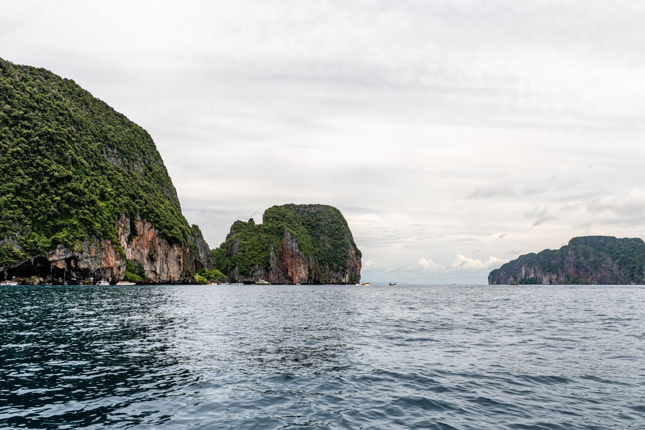 Phi Phi Island Tour - Image 1