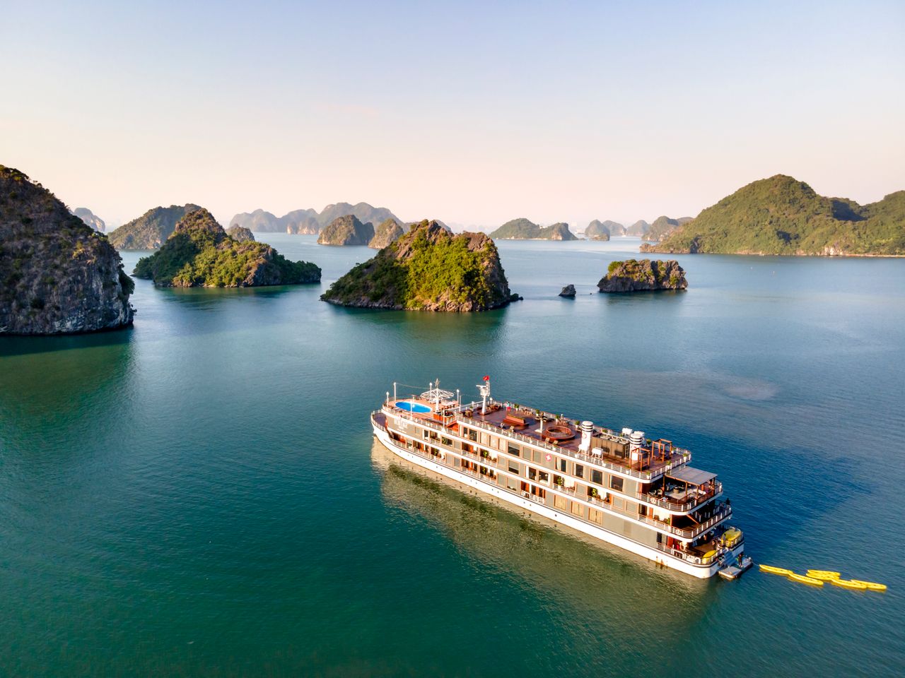 Hanoi to Halong Bay Cruise - Image 1