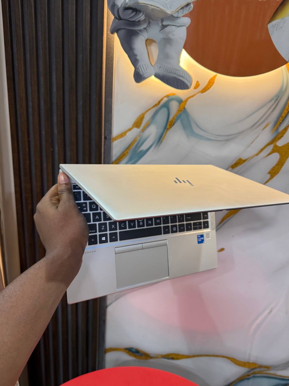 HP Elitebook  830 G8