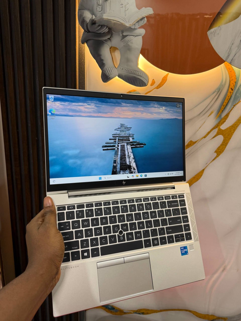 HP Elitebook  830 G8