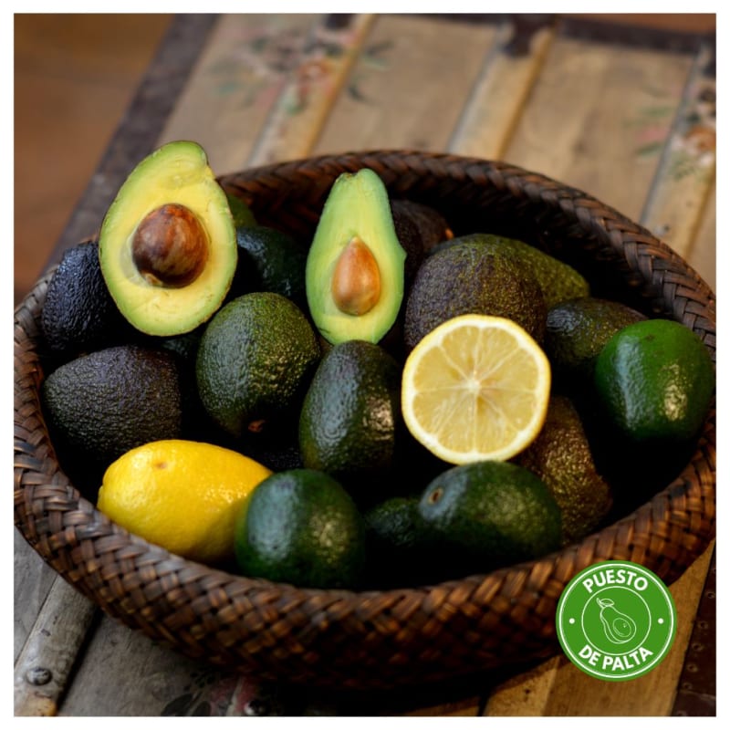 Bowl con paltas y limones