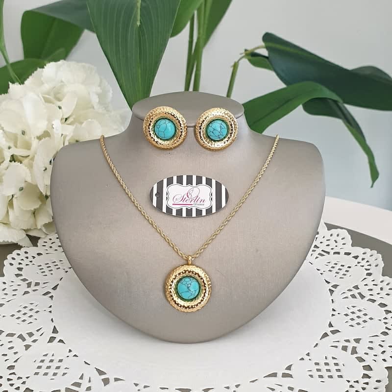 Stone Encrusted Set