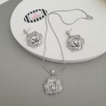 Stone Floral Set view 3