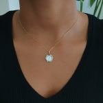 Golden Creme Necklaces view 1