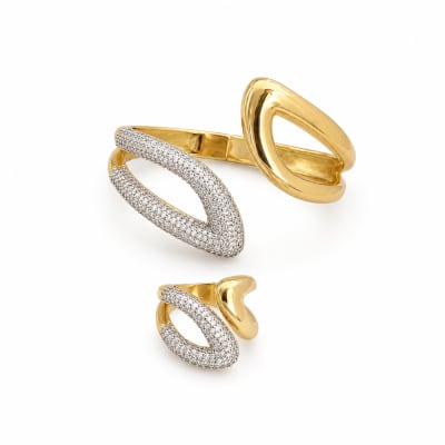 2Piece Golden Embrace Set