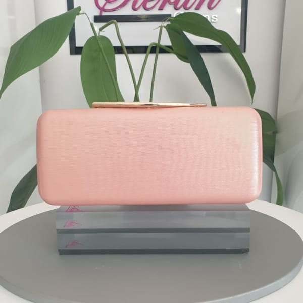 Rectangle Metalic Clutch