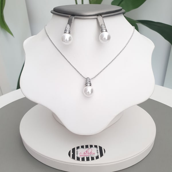 2Piece Pearl Cap Set