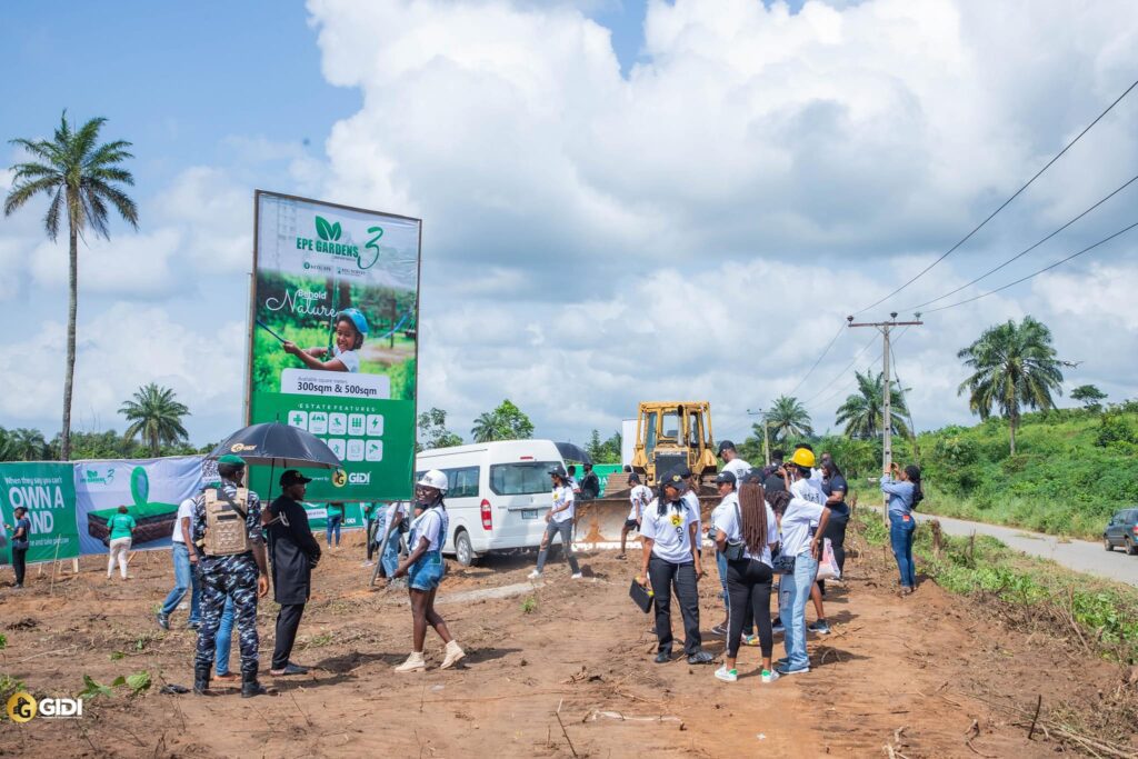 Epe Gardens 3 — photo 15