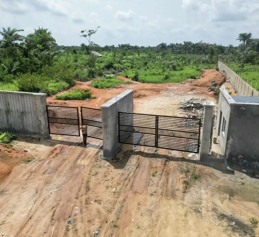 Epe Gardens 4 — photo 4