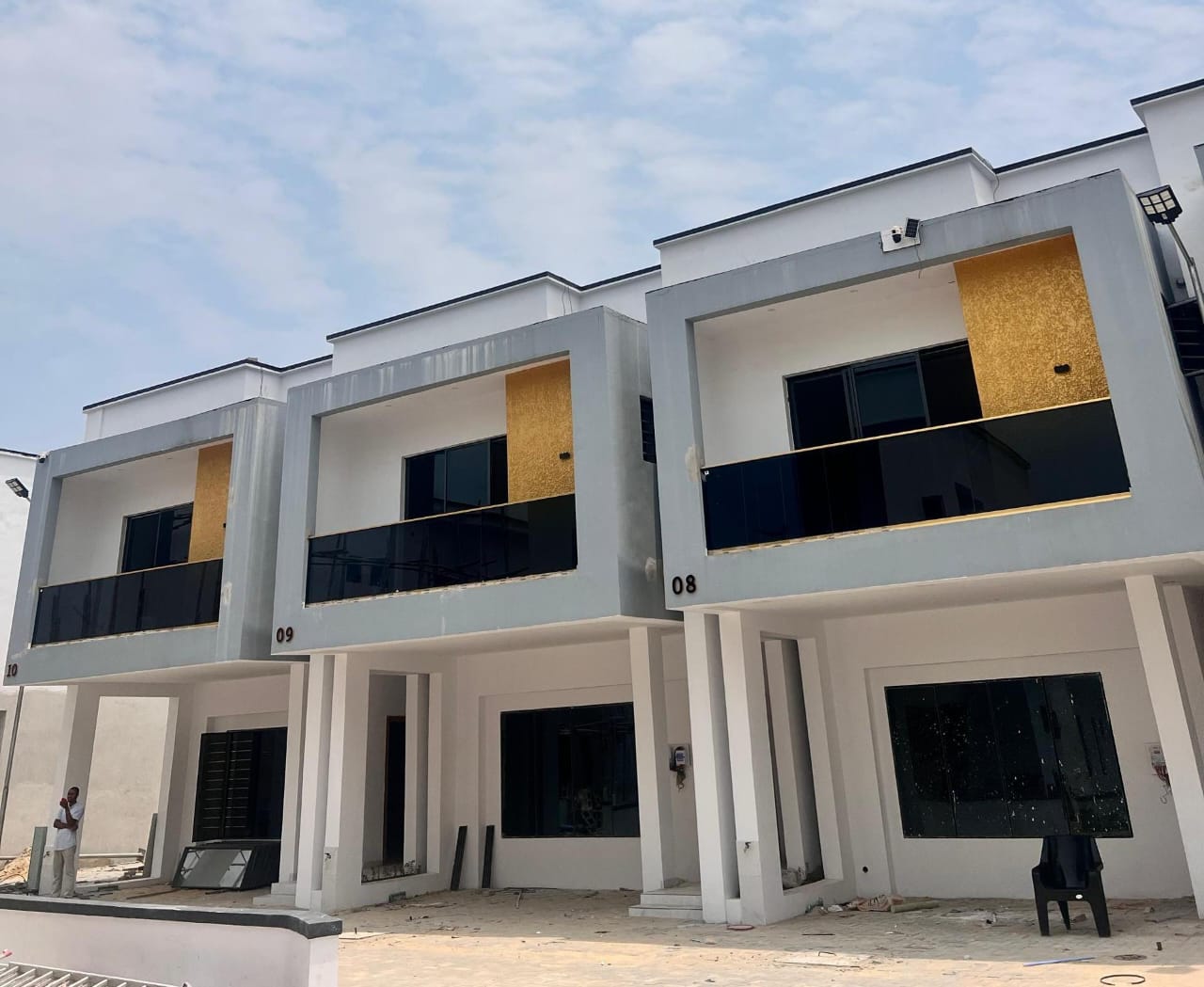 3 Bedroom Terrace (1 Unit) For Sale In Zularich Residence 1, Ajayi Apata, Sangotedo, Lagos — photo 1