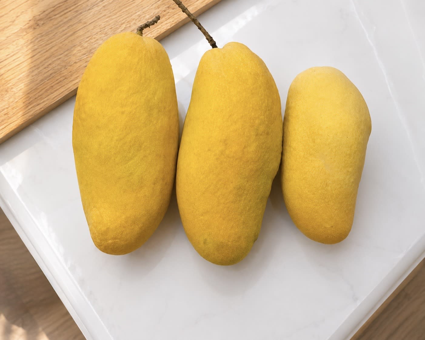 Dasheri Premium Mango Box — 12 Pieces