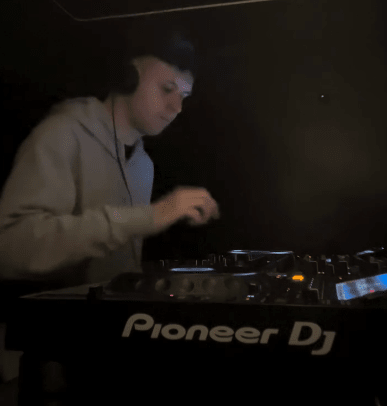 Video 1