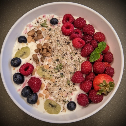 Olympic Gymnast Inspired Berry Yogurt Energy Bowl (2)